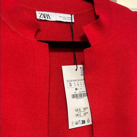 Zara Women's Bold Red Blazer - Picture 3 of 5